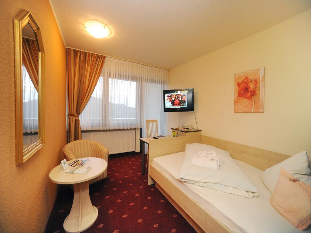 Wellness- Und Ferienhotel Waldesruh 博登迈斯 客房 照片